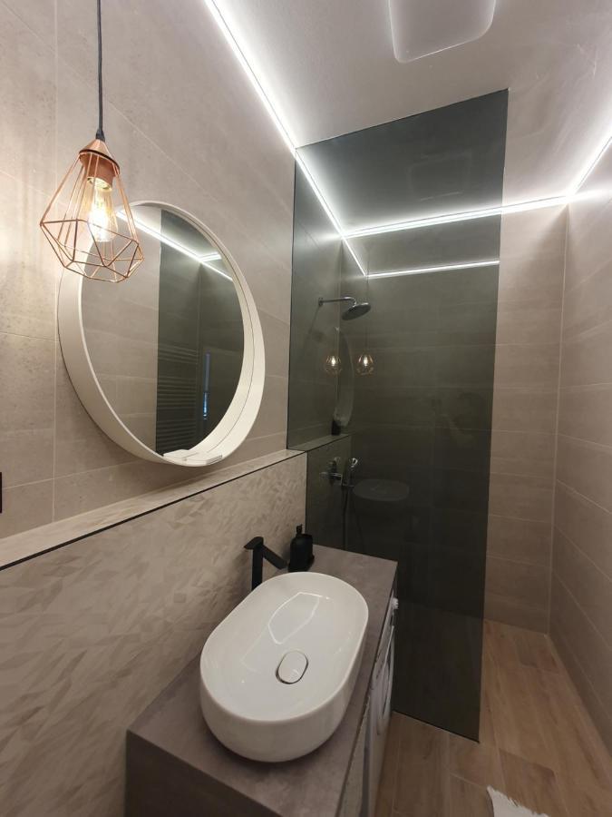 זאדאר Accommodation Iva מראה חיצוני תמונה