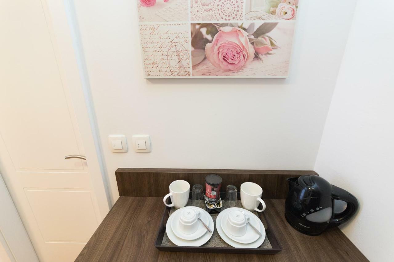 זאדאר Accommodation Iva מראה חיצוני תמונה